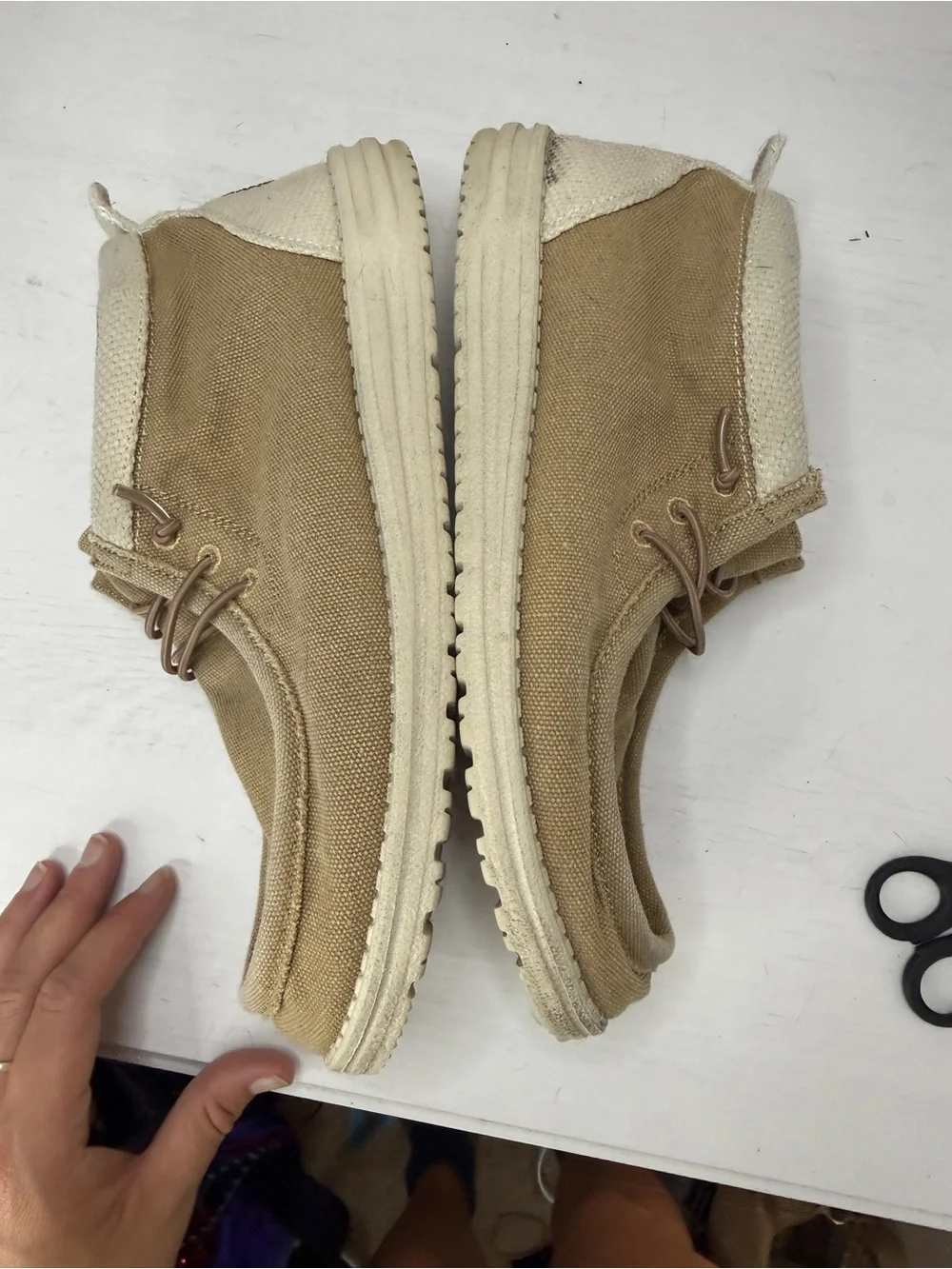 Hey Dude Wally Mid Salt N Stone Tan Chukka Boots Size 8
